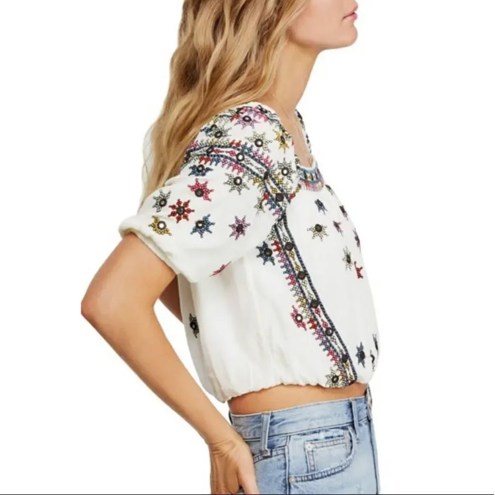 FREE PEOPLE Women's White Aurura Embroidered crop Top Floral Pattern size large